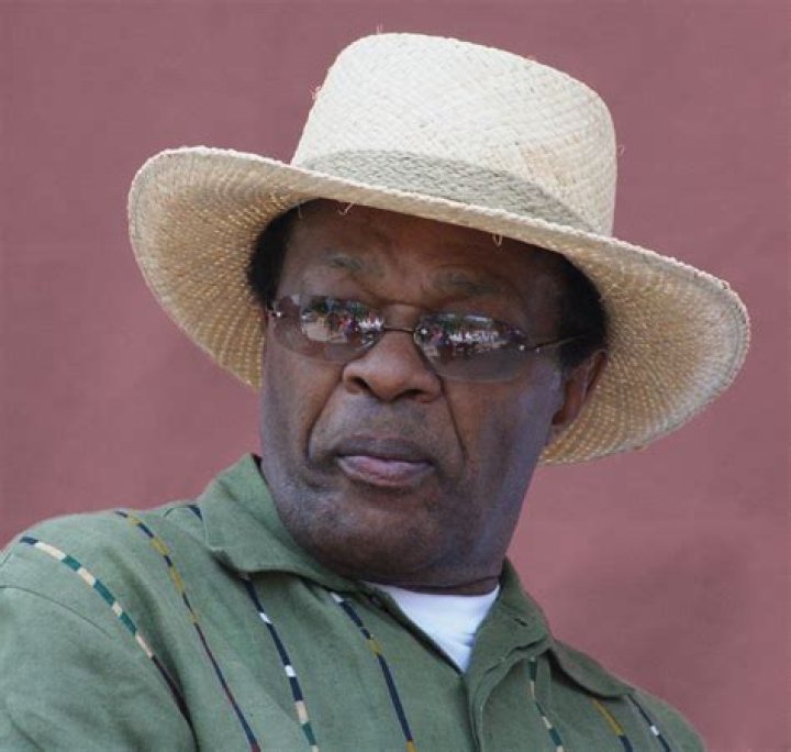 Marion Barry Biography - Childhood, Life Achievements & Timeline