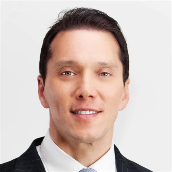 Dr. Mark Casillas Jr, MD – Knoxville, TN