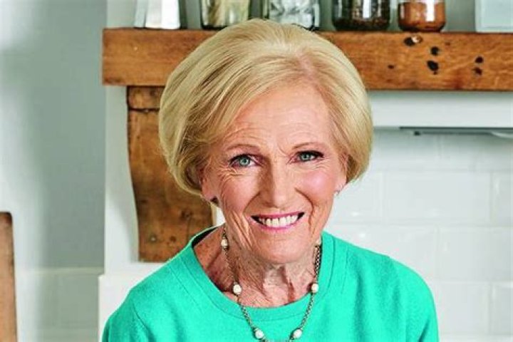 Mary Berry Biography-Wiki, Age, Net Worth, Husband, Children, Height, Parents, and Awards
