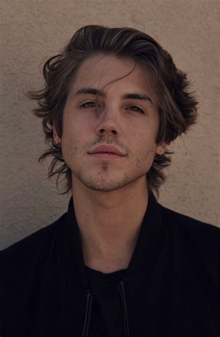 Matthew Espinosa Biography - Facts, Childhood, Family Life & Achievements