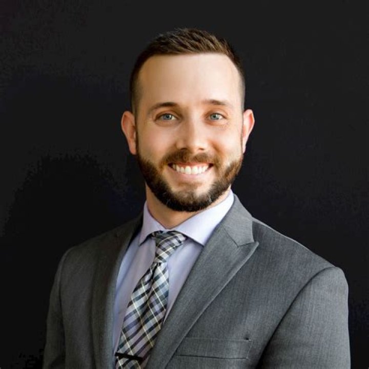 Dr. Matthew Hartnett, MD – Des Moines, IA