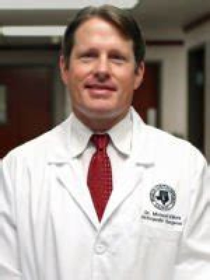 Dr. Michael Elliott II, MD – Robinson, IL
