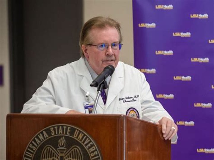 Dr. Michael Lesser, MD – Crystal Lake, IL