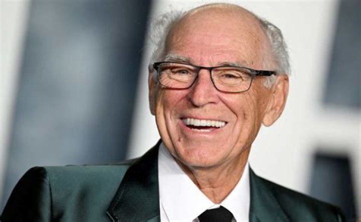 Michael Welch (actor)’s biography, net worth, fact, career, awards and life story