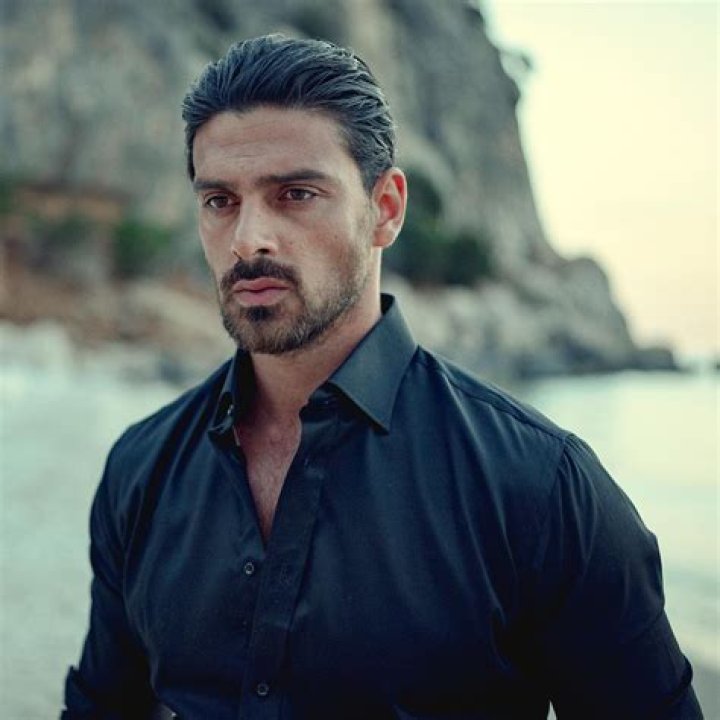 Michele Morrone Biography - Facts, Childhood, Family Life & Achievements