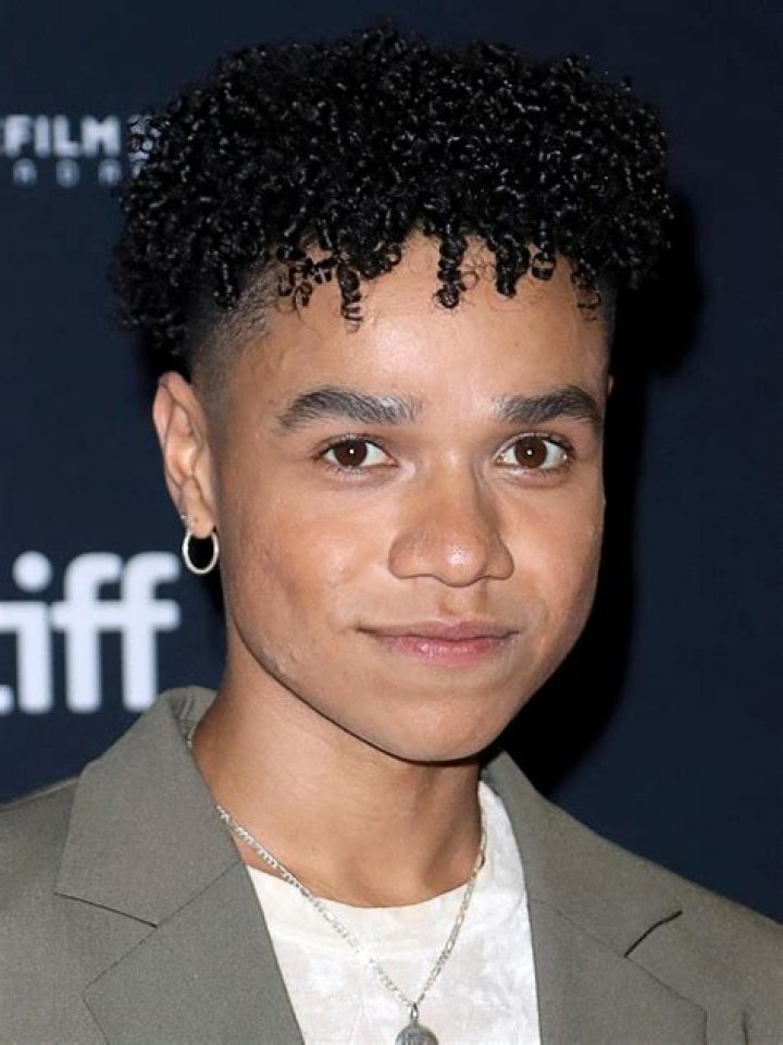 Miles Gutierrez Riley Wiki, Queer, Age, Partner, Height, Family & More