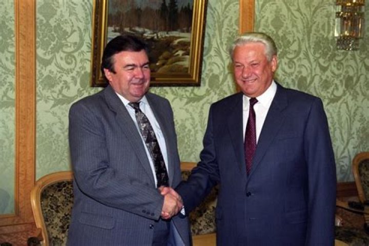 Mircea Snegur family, wife, children, parents, siblings