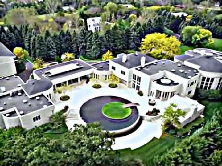 Montell Jordan house: Where does Montell Jordan live?