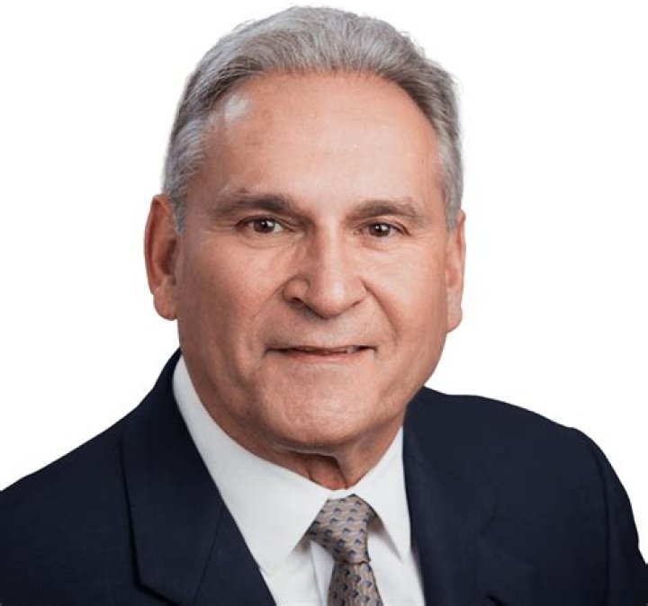 Dr. Morris Kravecas, MD – Miami, FL