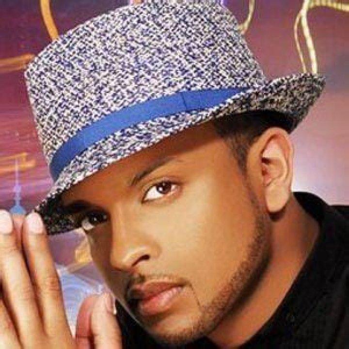 Mumzy Stranger Height, Weight, Net Worth, Age, Birthday, Wikipedia, Who, Nationality, Biography