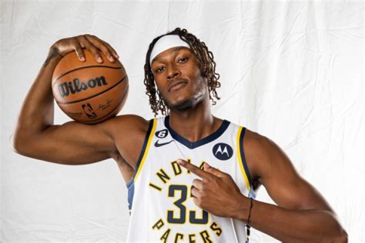 
Myles Turner And His Sister My’a Call Each Other Travel Buddies 