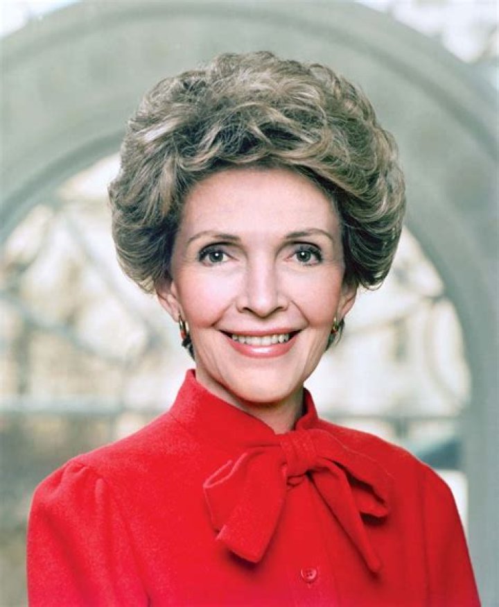 Nancy Reagan Biography - Facts, Childhood, Family & Achievements of Former First Lady
