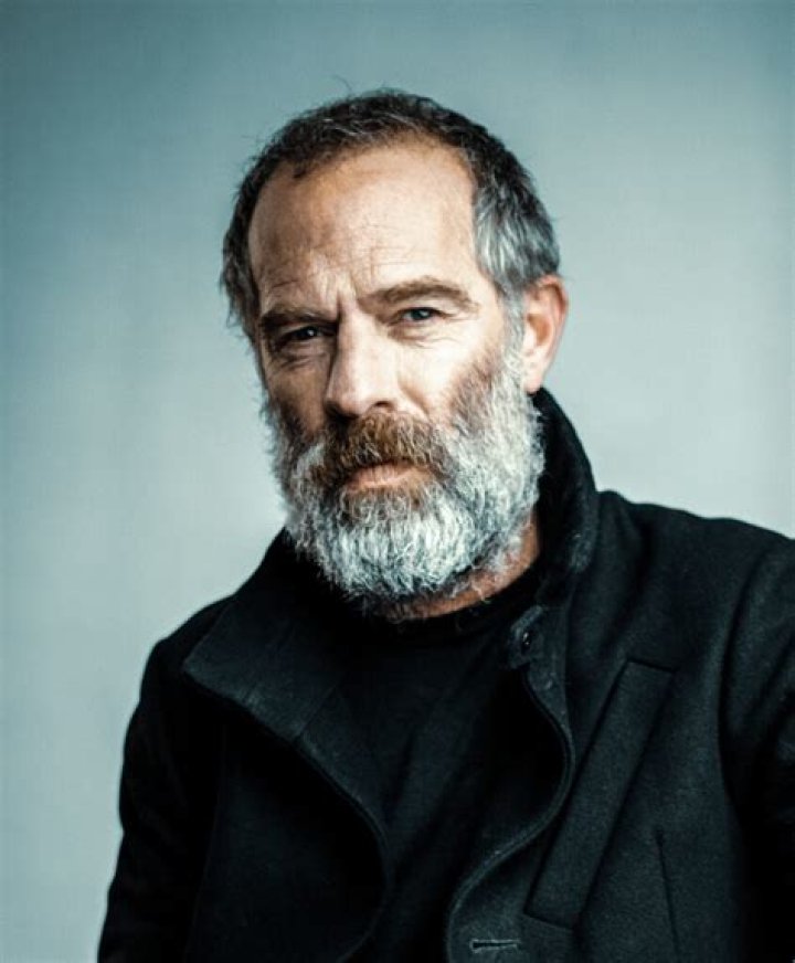 Neil Sandilands Wiki, Age, Wife, Children, Height & Net Worth