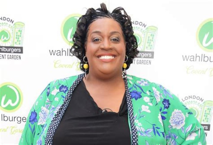 Alison Hammond in Bathing Suit Has "Dubai Vibes" — Celebwell