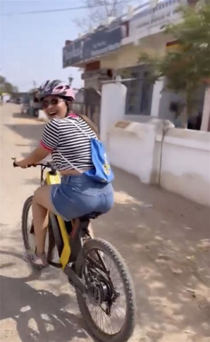 Anasuya Bharadwaj in Bathing Suit Asks "Water You Doing This Summer?" — Celebwell