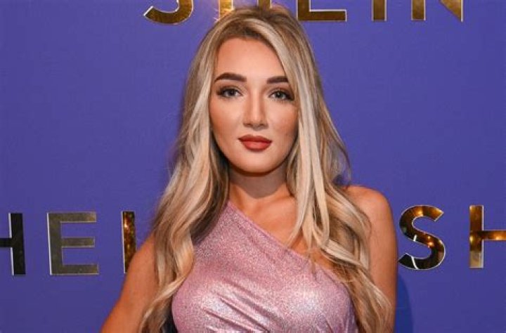 Beaux Raymond in Bathing Suit Says "Let Me Remind You" — Celebwell