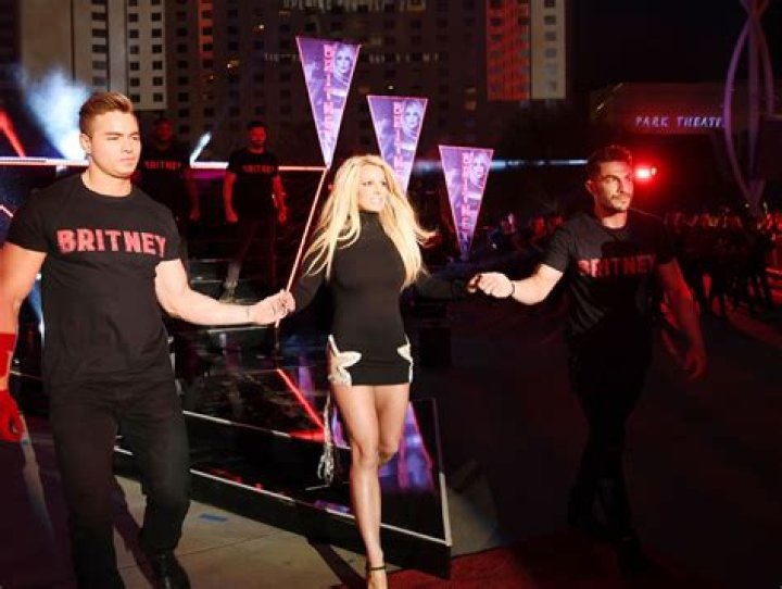 Britney Spears in Bathing Suit Hits the Beach in the UK — Celebwell