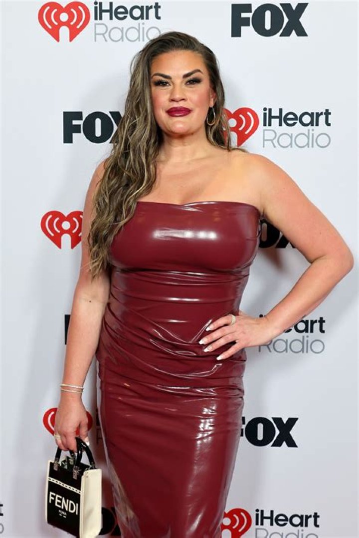 Geordie Shore's Bethan Kershaw in Bathing Suit Says "I'm Proud of You" — Celebwell