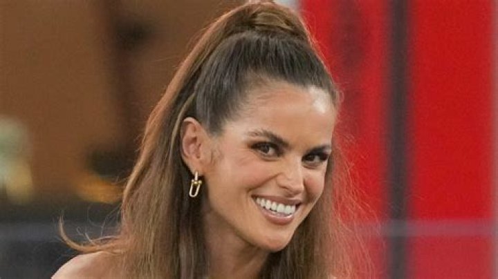 Izabel Goulart in Bathing Suit Says "The Countdown is On" — Celebwell