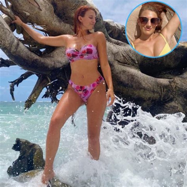 Olivia Plath in Bathing Suit Goes "Below the Equator" — Celebwell
