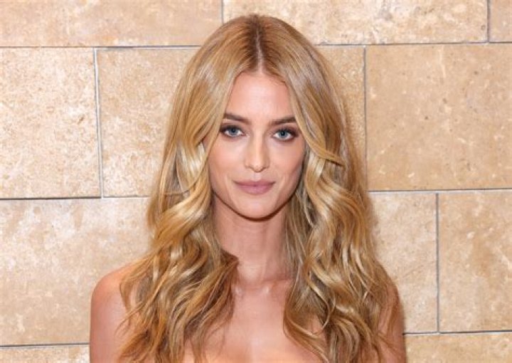 Sports Illustrated Model Kate Bock in Bathing Suit Lives “Pirate’s Life” — Celebwell