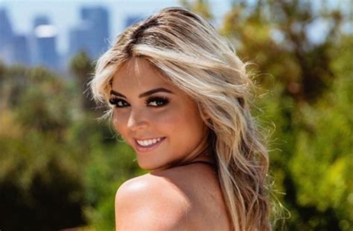 Tay Conti in Bathing Suit Says “Viva Mexico” — Celebwell