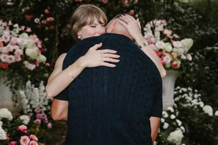 This is Taylor Swift's Net Worth and How She Made It — Celebwell