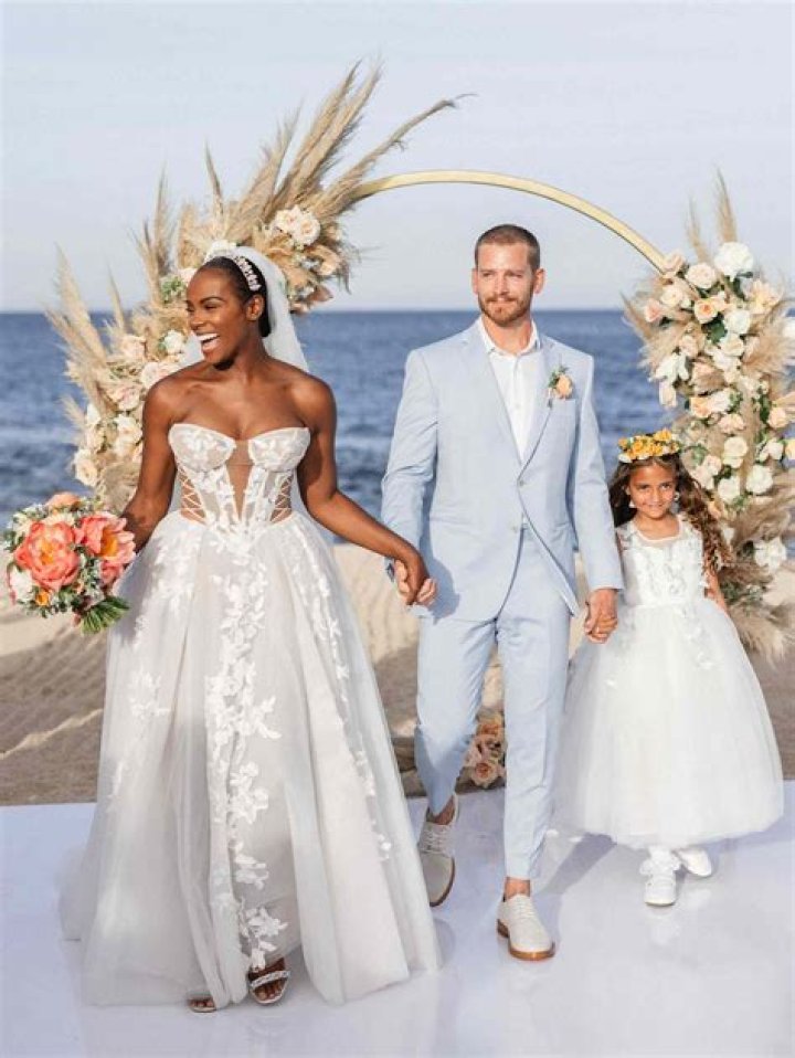 Nicholas James Tika Sumpter, Body, Career & Net Worth