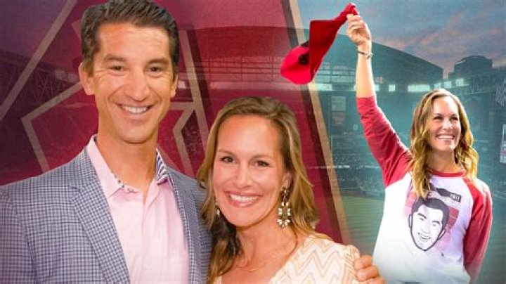
Nicole Hazen Brain Cancer And Death Cause – Where Is Her Husband Mike Hazen Now? 