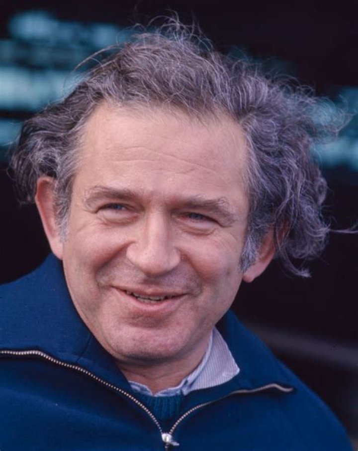 Norman Mailer Biography - Facts, Childhood, Family Life & Achievements