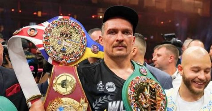 Oleksandr Usyk Wiki, bio, age, height, wife, boxing record, belts, net worth