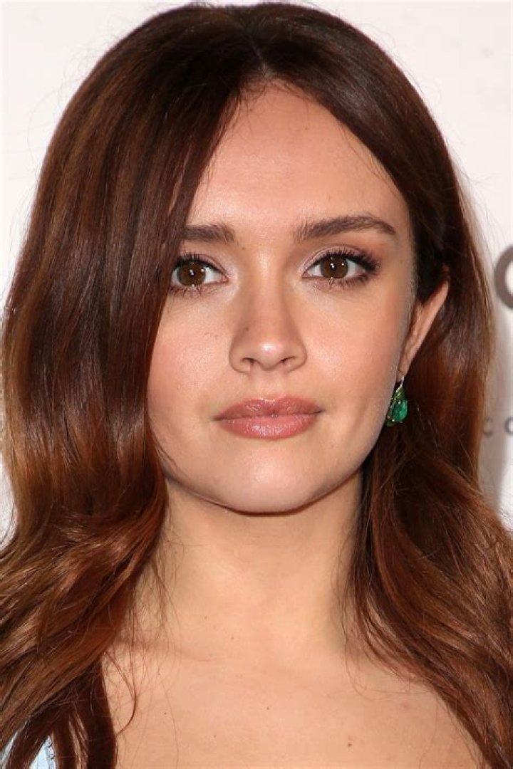 Olivia Cooke Biography – Facts & Career of the British Actress