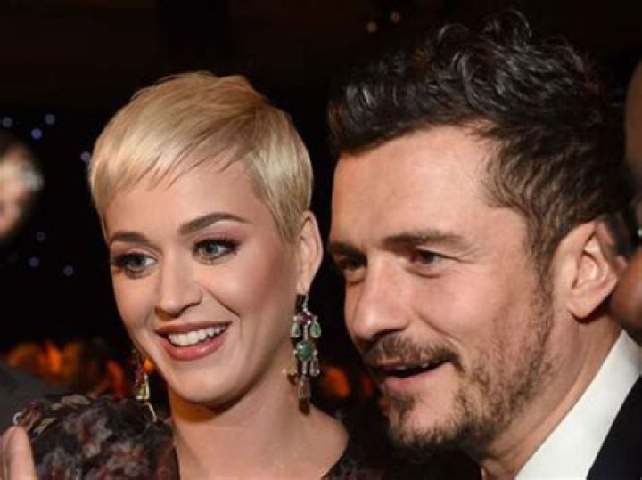 Orlando Bloom’s Extravagant Proposed To Katy Perry Included A Kanye West Style Romantic Gesture