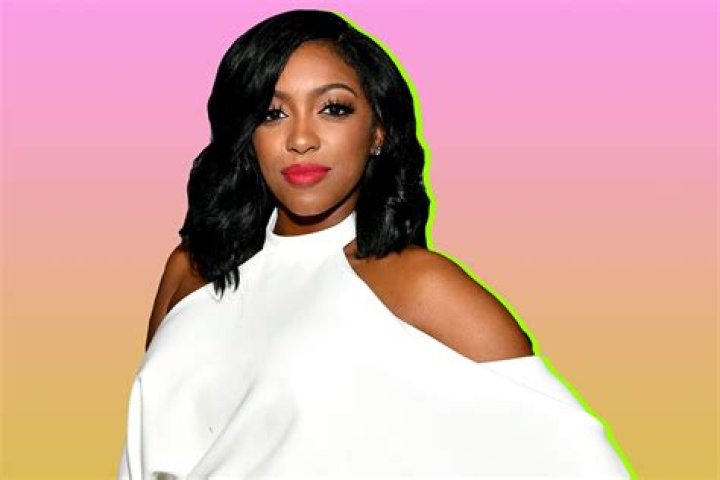 Porsha Williams Posts First Pic Of Her Baby That Includes A Glimpse Of Her Face!