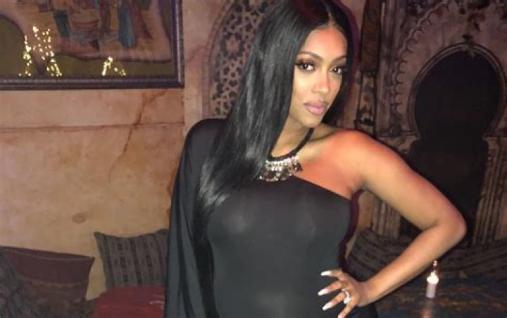 Porsha Williams Wanted To Take Some Stunning Pictures — Her Baby Stole The Spotlight By Moving Around — ‘RHOA’ Fans Cannot Believe Their Eyes