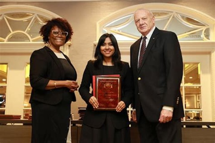 Dr. R. Prasad, MD – Crown Point, IN