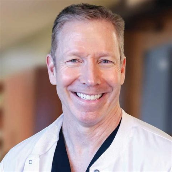 Dr. Richard McFarland II, MD – Palm Beach Gardens, FL