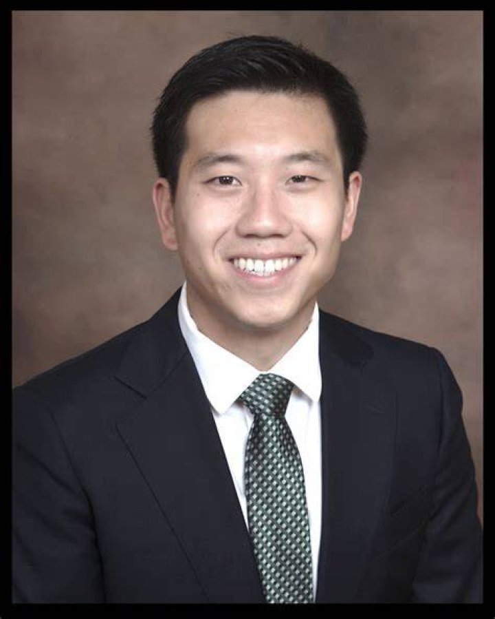 Dr. Richard Zhu, MD – Chicago, IL