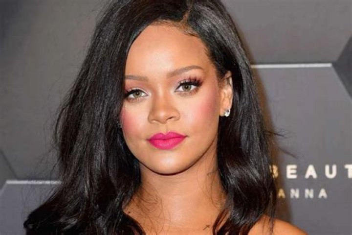Rihanna Shocks British Fans – She Has Reportedly Been Living In London For Two Years