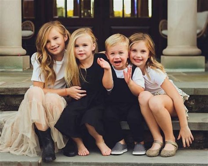 Robyn Hayward Is A Basketball Wife Who Is Married To Gordon Hayward And Have Beautiful Daughter Nora Mae Hayward