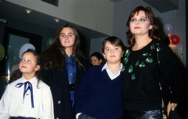 Rocío Dúrcal children: Meet Shaila Dúrcal, Carmen Morales, Antonio Morales