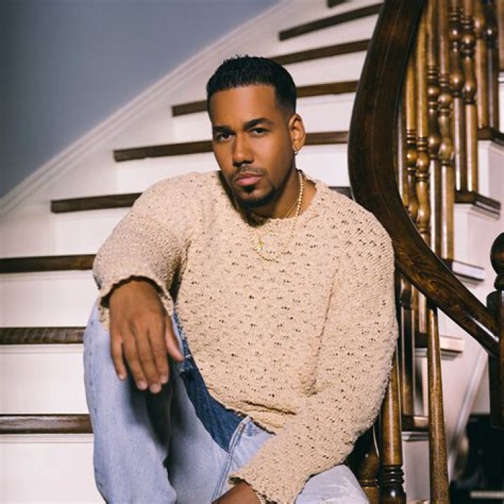 Romeo Santos Biography - Facts, Childhood, Family Life & Achievements
