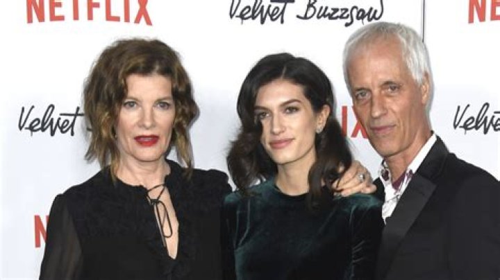 Rose Gilroy Biography, Age, Family, Husband, Moviesand Net Worth