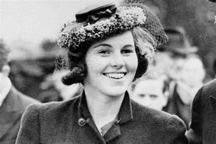Rosemary Kennedy Biography - Facts, Childhood, Family Life & Achievements