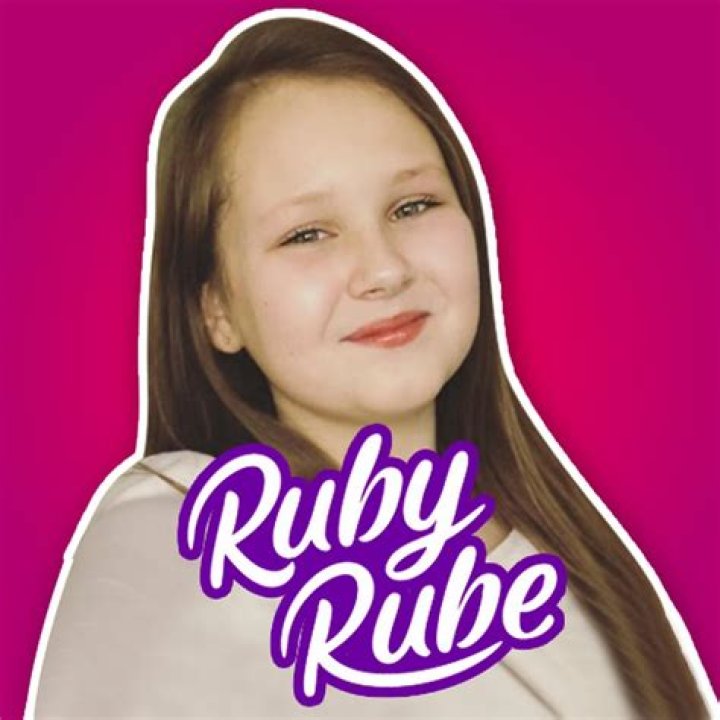 Ruby Rube – Bio, Facts, Family Life of YouTube Star