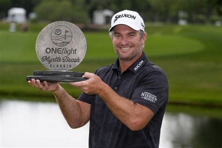 Ryan Fox Golfer Wife, Net Worth, Career Earnings, WITB, OWGR, Parents, Dad, Family, Instagram