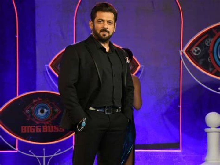 
Salman says he hasn’t got Rs 1,000 crore for ‘Bigg Boss 16’ 