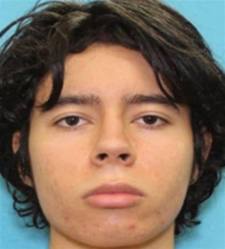 Salvador Ramos granddad: Who is Rolando Reyes?