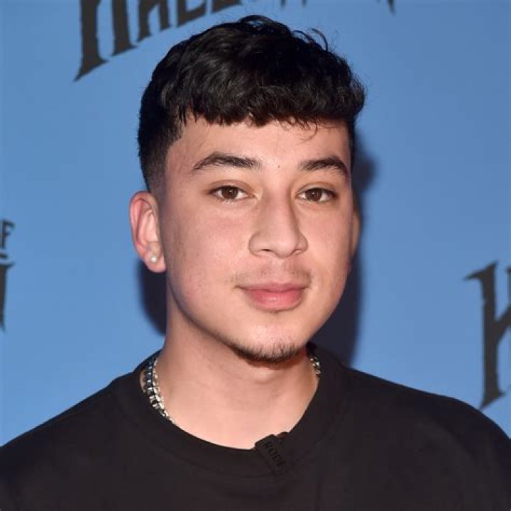 Santea – Bio, Facts, Family Life, Career