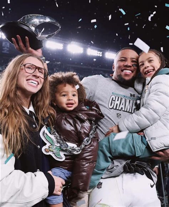 Saquon Barkley family, wife, children, parents, siblings